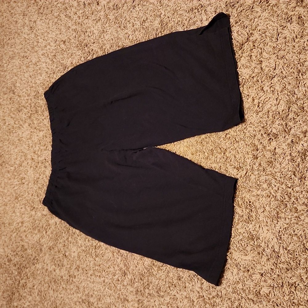 Blair Tee Shirt Material Crop Pants